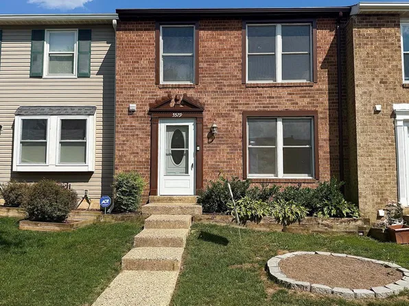 5579 Glasgow Woods Ct, Fairfax, VA 22032