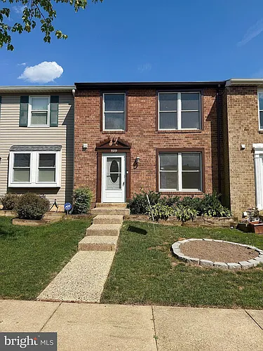 5579 Glasgow Woods Ct Photo 1