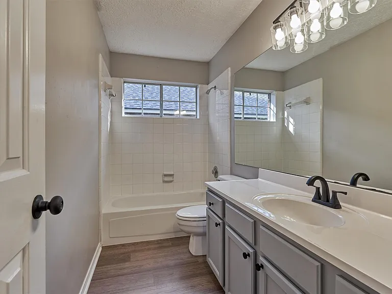 15419 Redbud Leaf Ln — Photo 21
