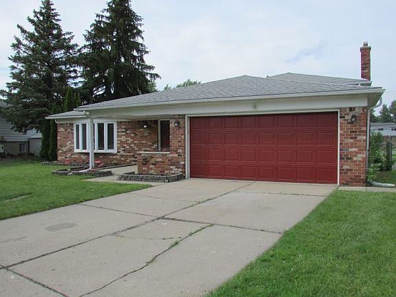 2nd image of 19330 Eldridge Ln