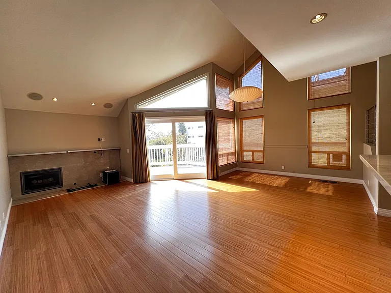 103 High Dr — Photo 2