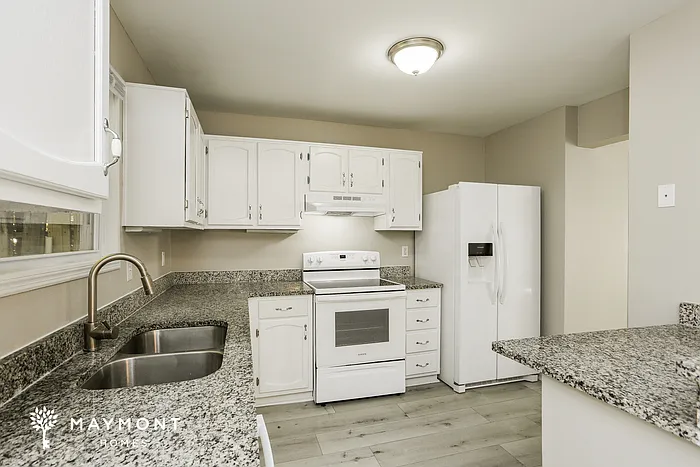 5707 Wells Cir — Photo 6