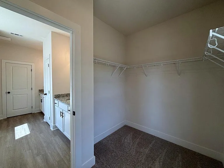 4526 Highland Gate Pkwy — Photo 9