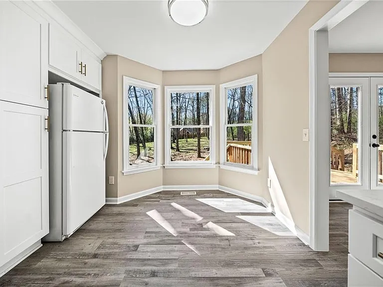 228 Hawkins Farm Cir — Photo 13