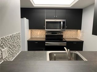 5754 SW 8th Pl, Gainesville, FL 32607