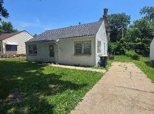 7229 Agnes Ave, Kansas City, MO 64132