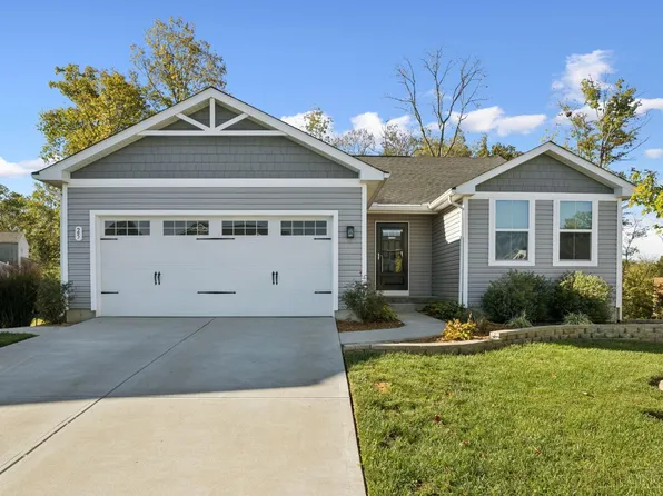 25 Locustwood Ct, Amelia, OH 45102