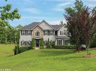 236 Summer Breeze Ln, Fredericksburg, VA 22406