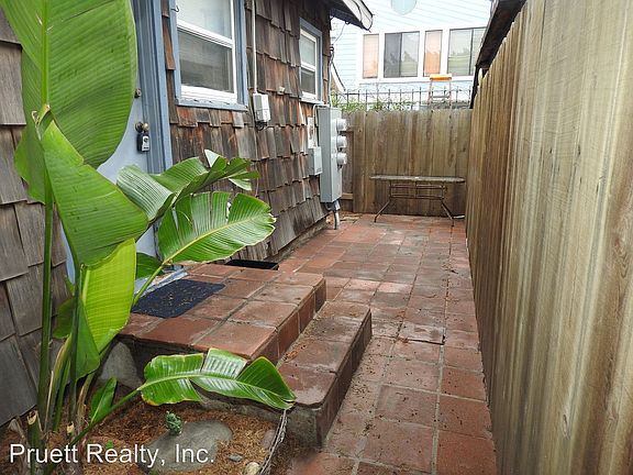4th image of 5121 Cape May Ave