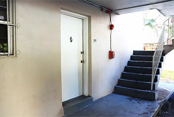 1st image of 2407 NW 135th St APT 107