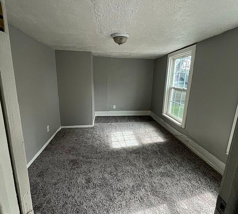 3rd image of 112 Sherman St