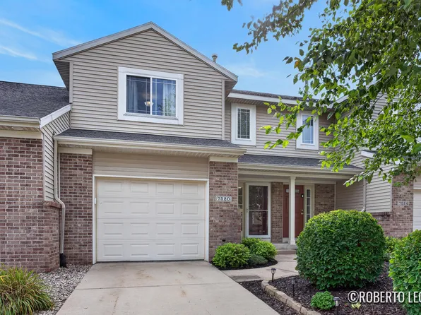 7520 Crooked Creek Dr SW, Byron Center, MI 49315