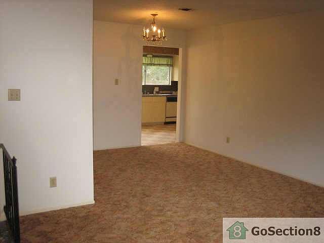 2nd image of 3011 Val Dr