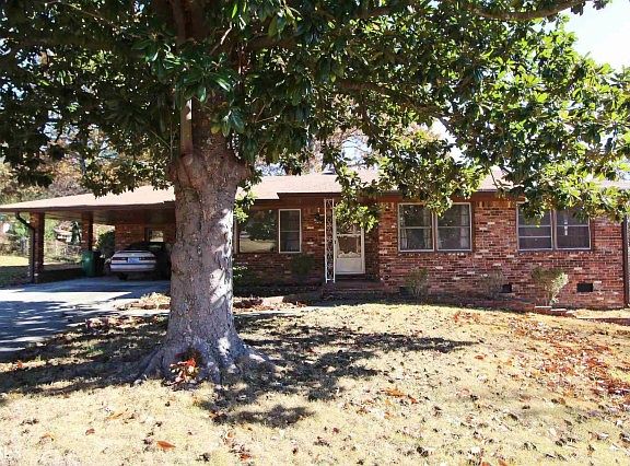 3rd image of 2766 Belaire Cir