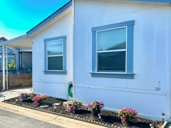 2575 S Willow Ave Space 118, Fresno, CA 93725