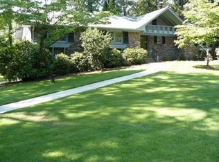 3260 Monte Doro Dr, Hoover, AL 35216