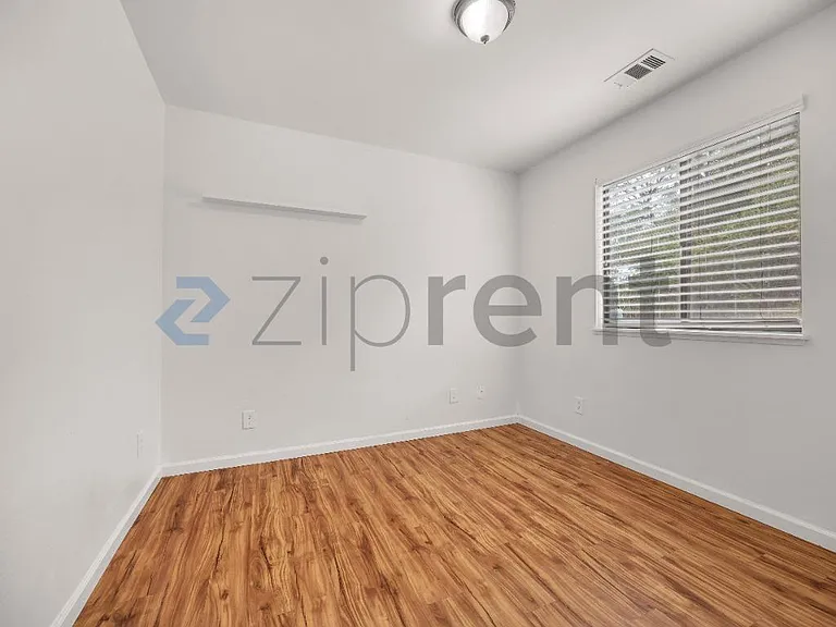 4239 Massachusetts Ave — Photo 12