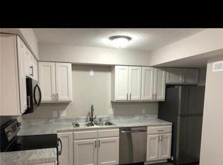 1019 Cedar Place Ct #584, Winston Salem, NC 27107