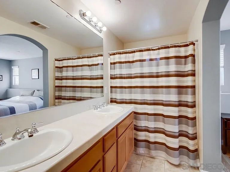 7370 La Mesita Pl #12 — Photo 21