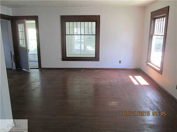 2nd image of 1718 Maplewood Ave