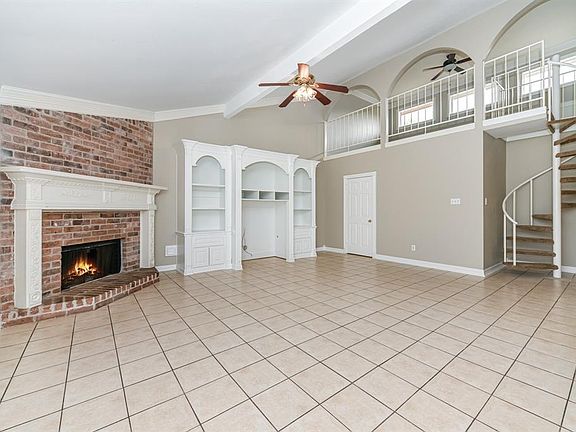 4th image of 14507 Swanfield Dr