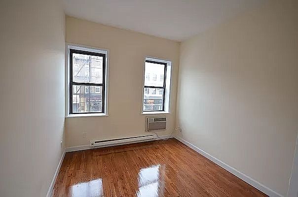 1st image of 86 Graham Ave #3J