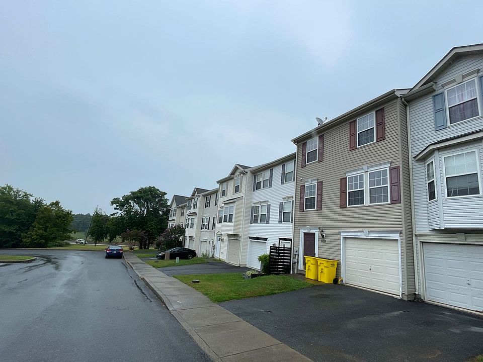2nd image of 61 Thornberry Dr