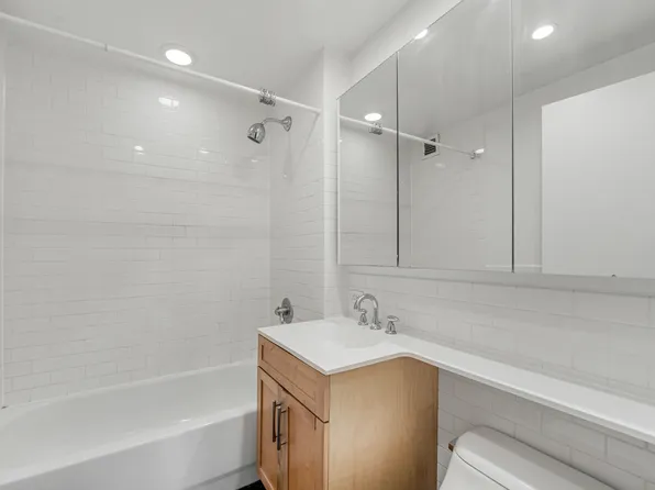 516 West 47th Street image 8 of 18