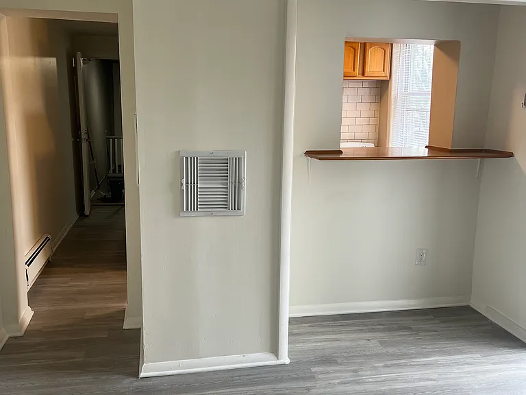 424 E Girard Ave #2 — Photo 6