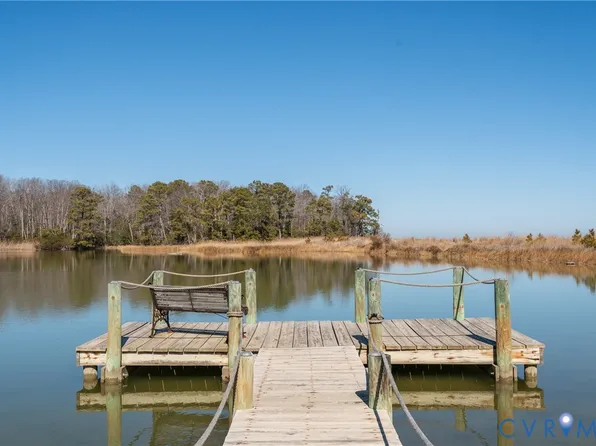 417 Potomac Shore Dr, Heathsville, VA 22473