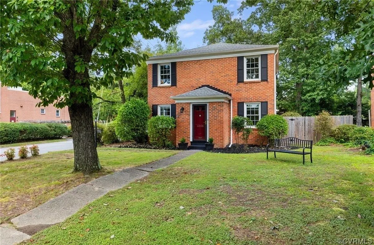 4 bed, 1814 sqft, $2,900 — Photo 1