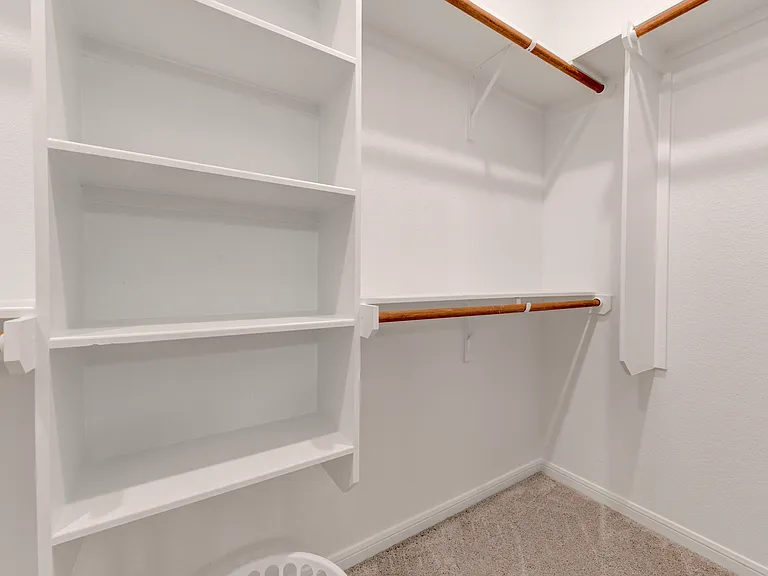 2839 Fox River Dr — Photo 10