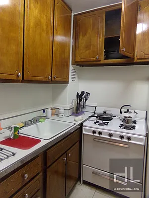 Rented by Highline Residential | media 15