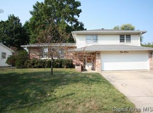 313 Collier Dr, Springfield, IL 62704