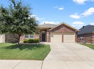 8312 Orchard Creek Rd, Fort Worth, TX 76123