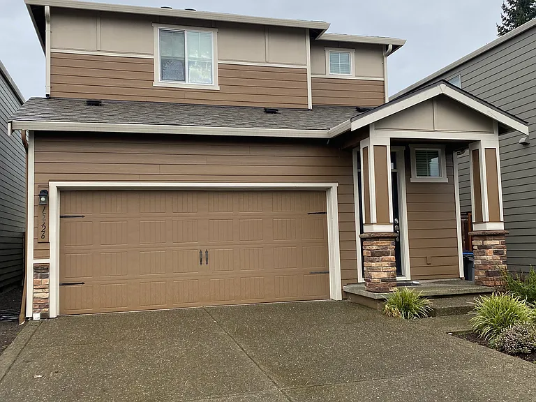 NE 72nd Way — Photo 9