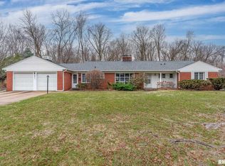 44 Woodley Rd, Rock Island, IL 61201