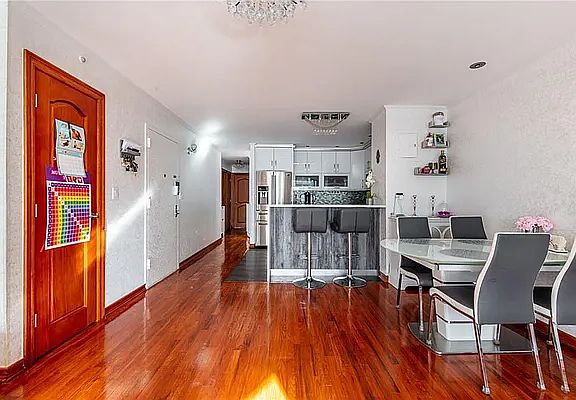 5th image of 24 Cove Ln #10A