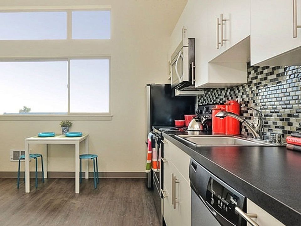 2nd image of 1121 N 92nd St #4