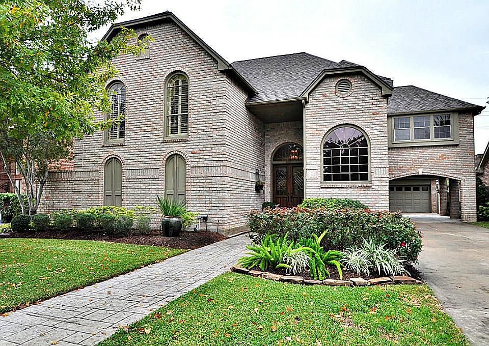 1st image of 20211 Brondesbury Dr