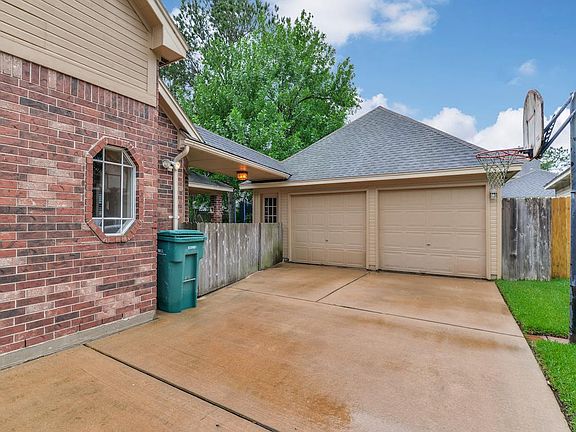 4th image of 15303 Woodland Orchard Ln