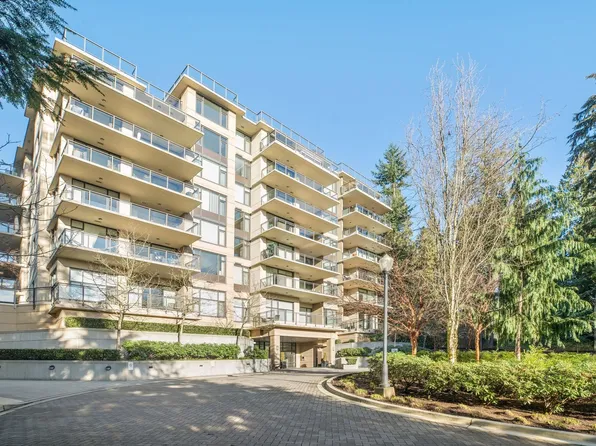 1415 Parkway Blvd #707, Coquitlam, BC V3E 0C7