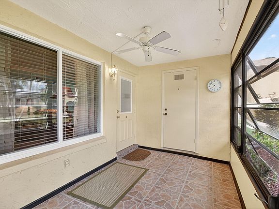 4th image of 310 Pine Ridge Circle #B-1