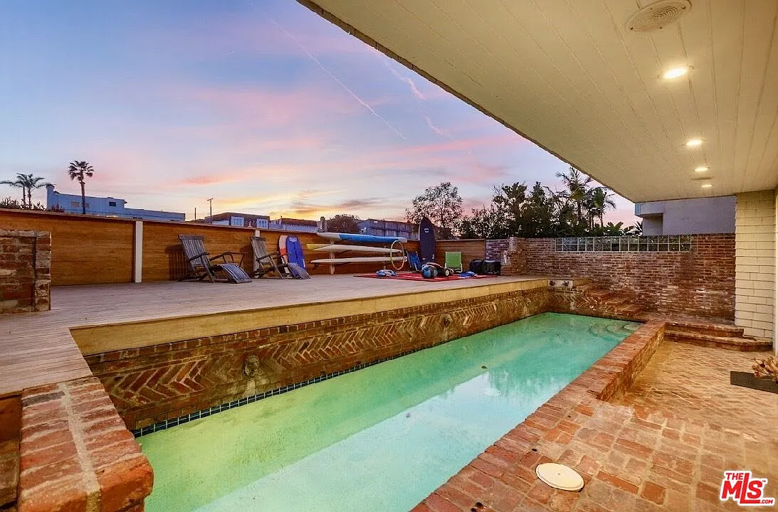 3 bed, 3.0 bath, 3184 sqft, $25,000 — Photo 4