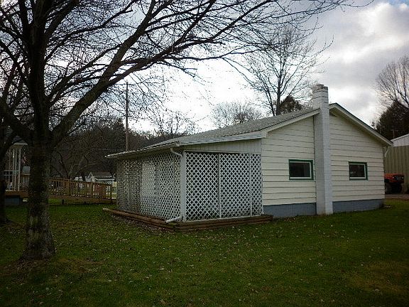 2nd image of 1330 Lawhead St