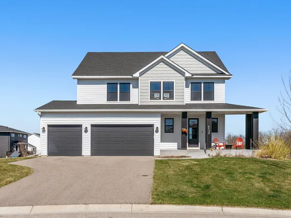 4730 Maas Ct, Minnetrista, MN 55375