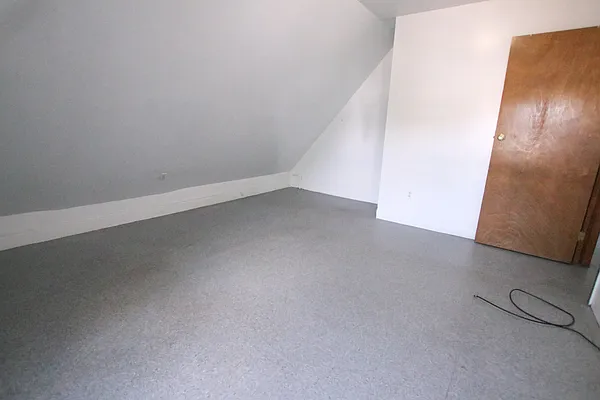 Rented by Corcoran | media 22