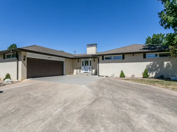 405 Highland Dr, Boonville, MO 65233