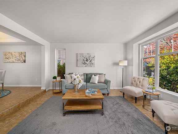 5th image of 16615 133rd Avenue E
