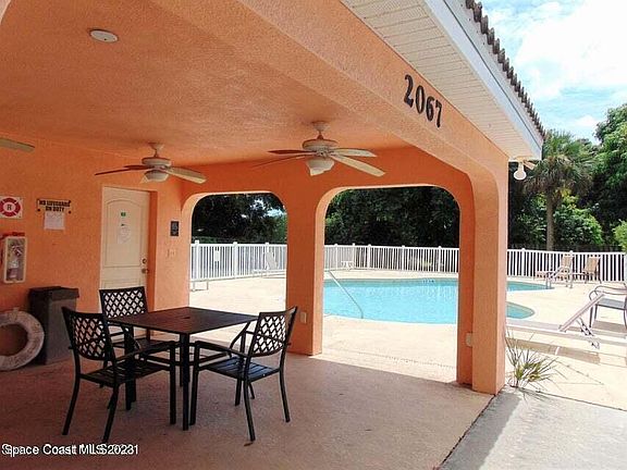 4th image of 2087 Hidden Grove Ln #105